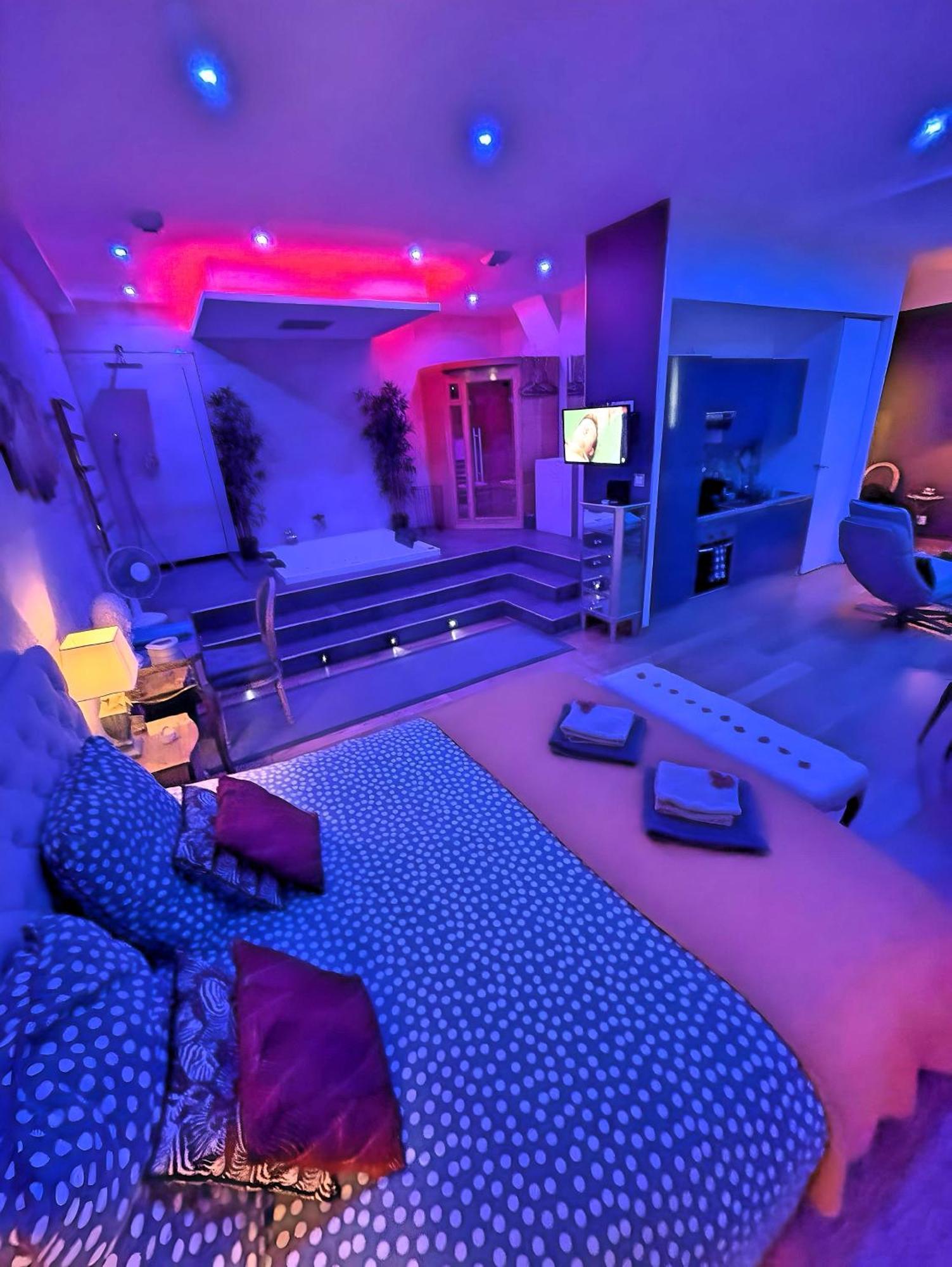 ลอฟต์ แอนด์ สปา พรีวาตีฟ Apartment ดีจอง ภายนอก รูปภาพ